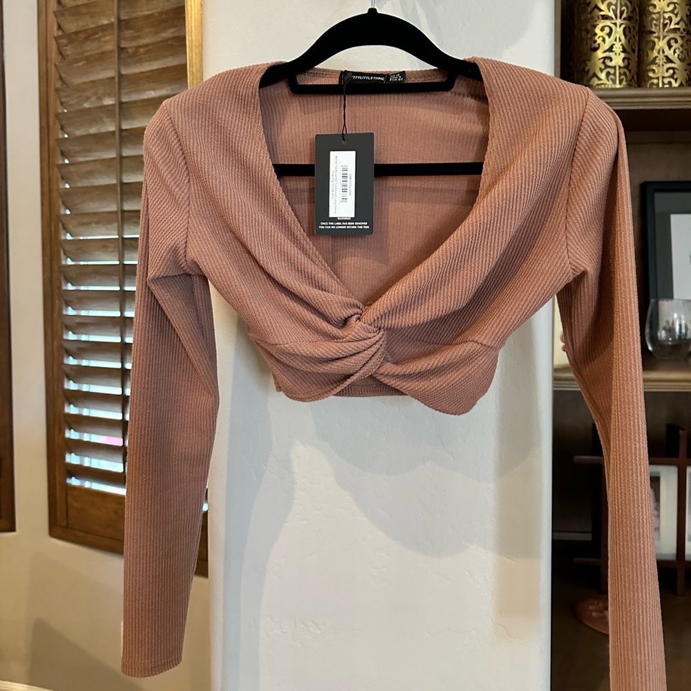 Pretty Little Thing long sleeve